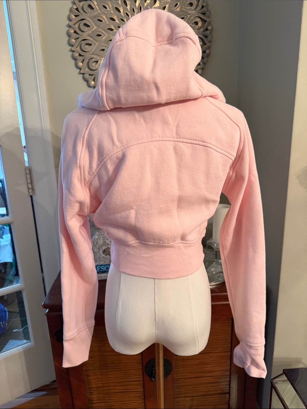 Lululemon Full Zip Cropped Hoodie - Picture 3 of 5
